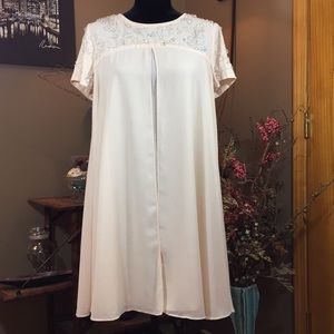 Sequin-Embellished Baby Doll Short Sleeve Beaded Shoulder Dress SIZE M